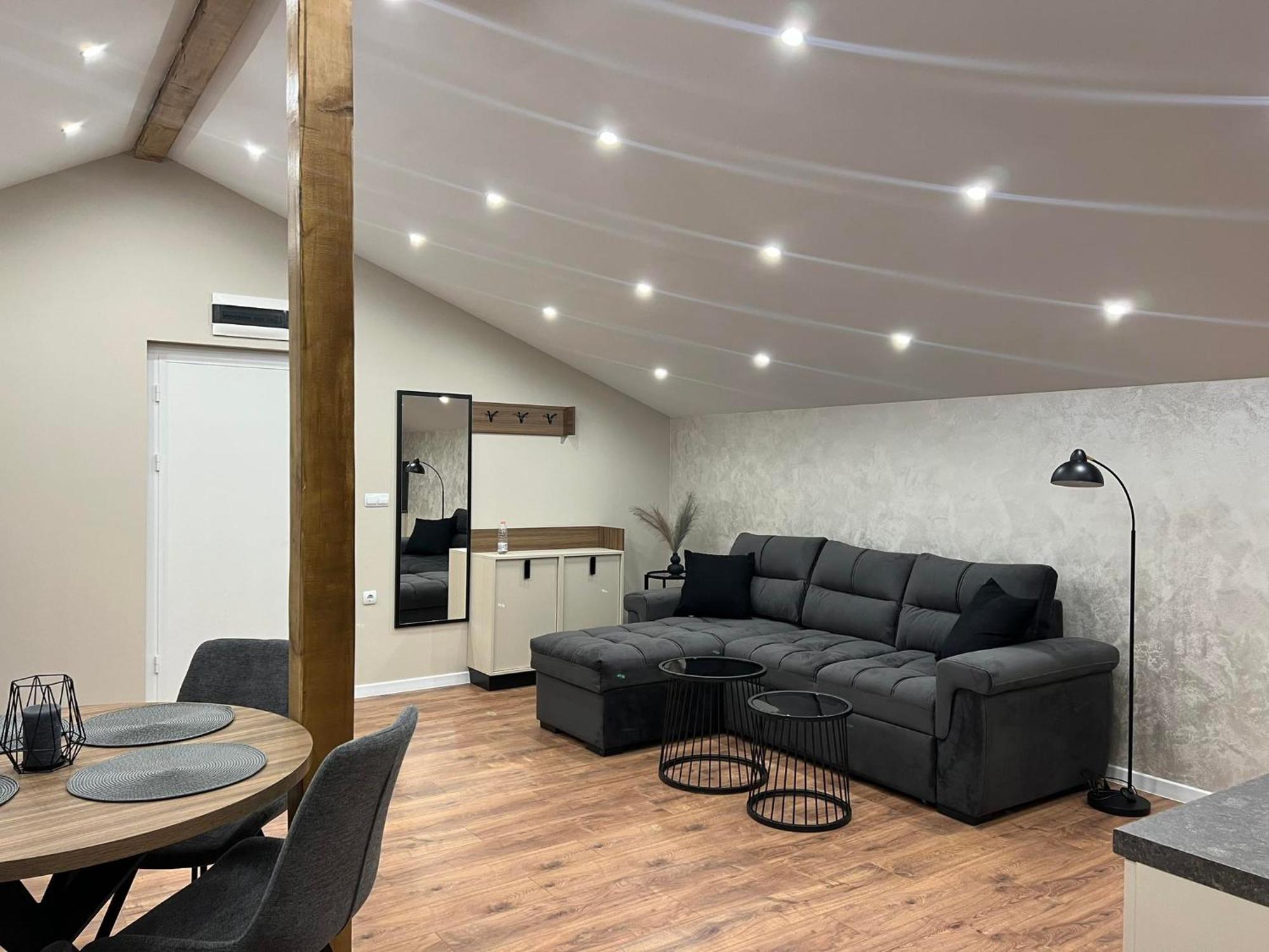 Хотел Vip Apart House Pleven Exteriér fotografie